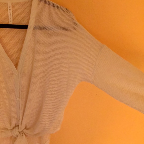 The Group Babaton Aritzia Cream Front Tie Cardigan - Picture 2 of 4